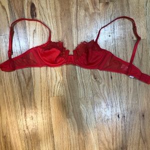 Beautiful red la perla bra nwot